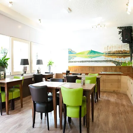 Chalet With Dishwasher